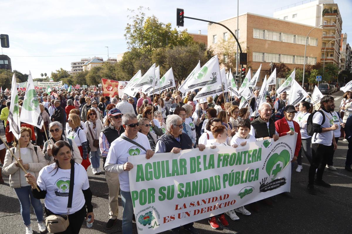 A.J.González Córdoba Manifestación del domingo en relación a la sanidad. Sale de la delegación de Salud y va a a Gran Capitán. CCOO, UGT, y las Mareas Blancas salen este domingo a la calle por la sanidad
