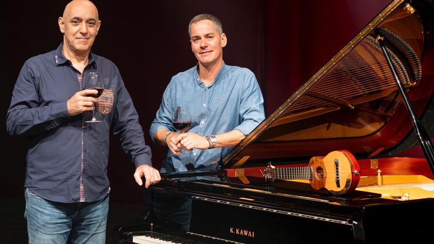 Germán López y Augusto Báez maridan timple y piano en su nuevo trabajo discográfico con un homenaje a los pequeños instantes eternos