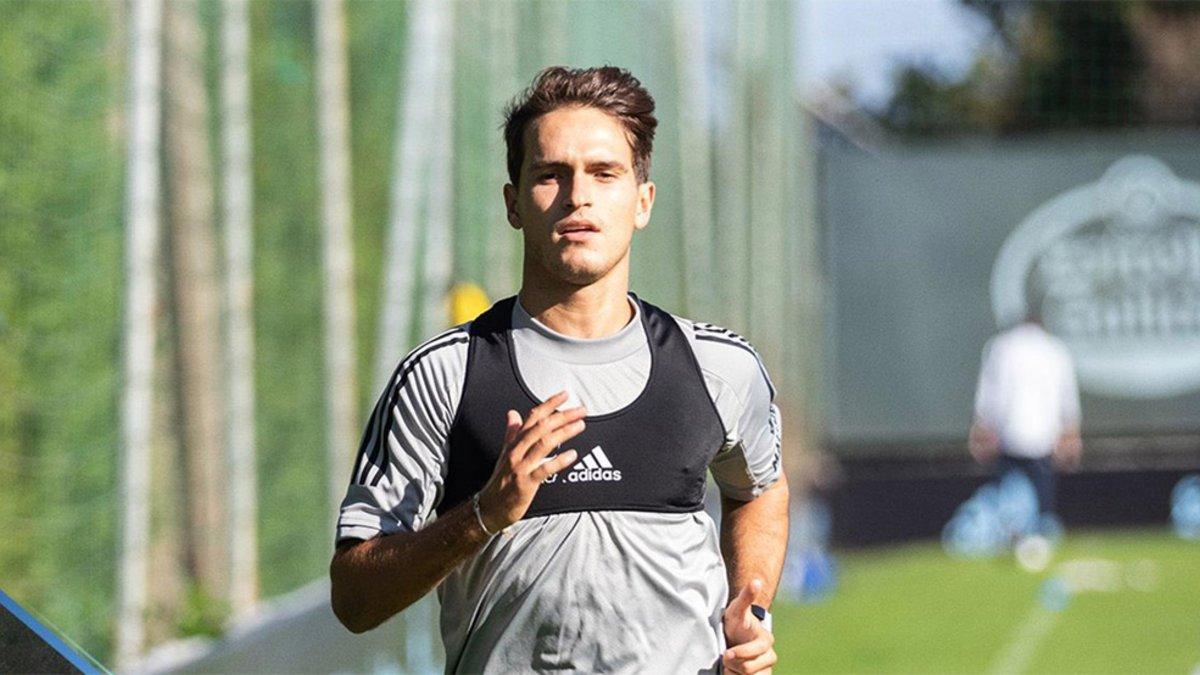 Denis Duárez, durante un entrenamiento del Celta de Vigo