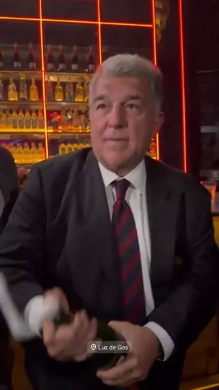 La noche de Joan Laporta tras ganar las elecciones: Luz de Gas, champán y Mariachis