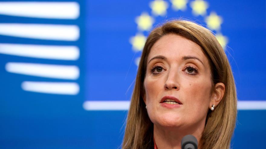 La presidenta del Parlamento Europeo da ejemplo: declara 142 regalos y cinco viajes pagados por terceros