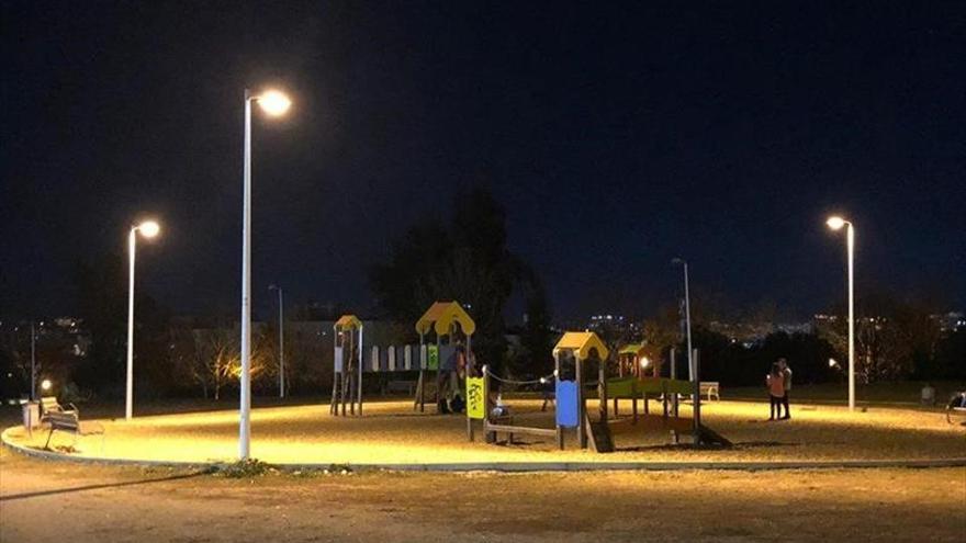 iluminación para un parque infantil