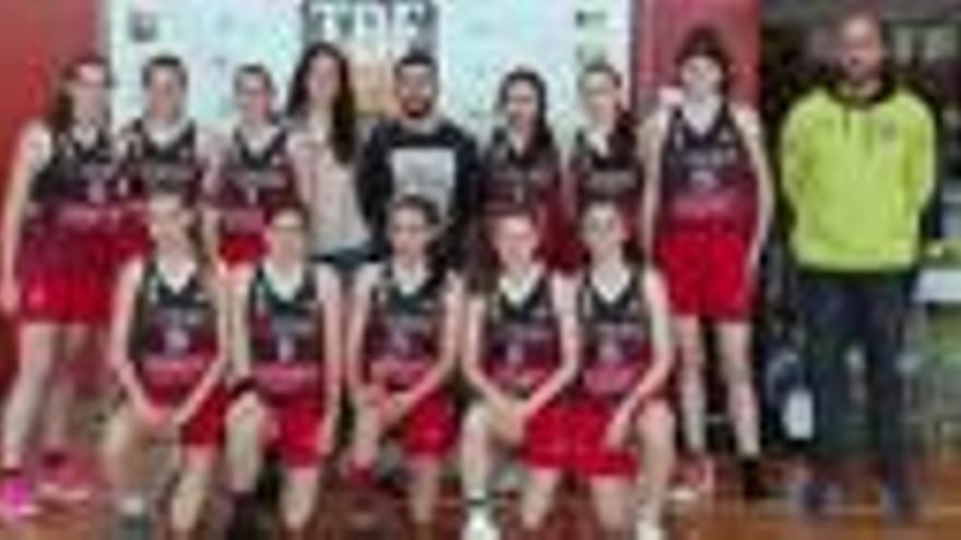 L&#039;equip femení cadet del GEiEG Uni va participar al torneig de Santa Coloma i va acabar sisè.