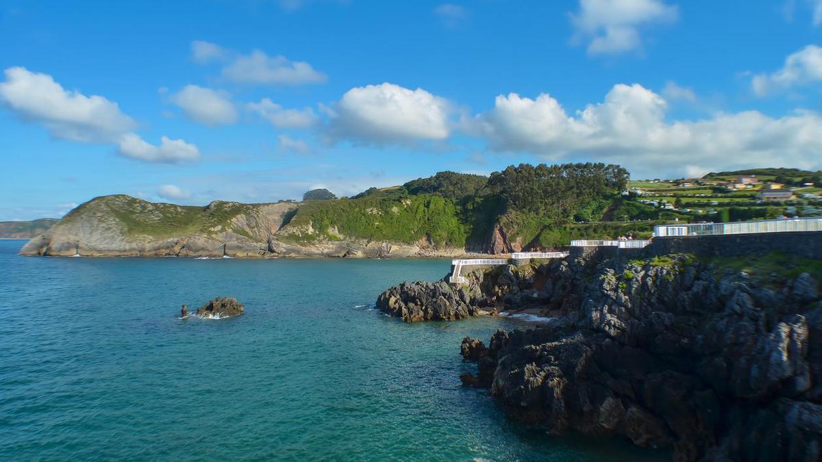 El nuevo complejo de Pérlola, a orillas del Cantábrico