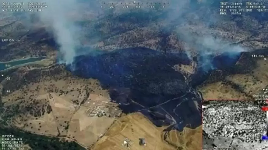 Desactivado el nivel 1 en el incendio forestal de Jerez de los Caballeros