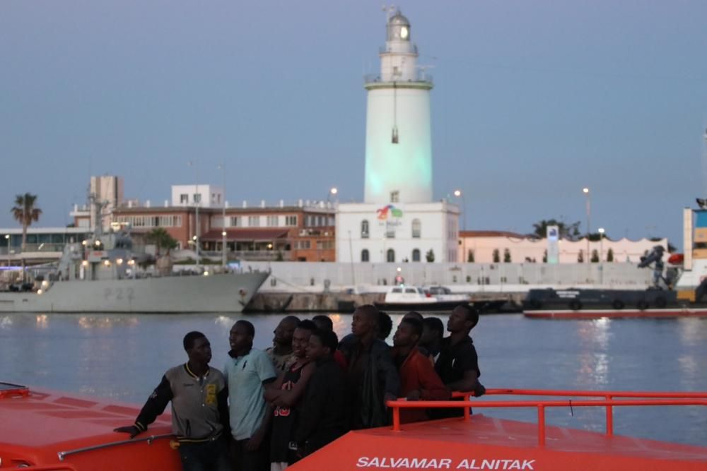 Rescatan a 59 inmigrantes frente a las costas de Málaga