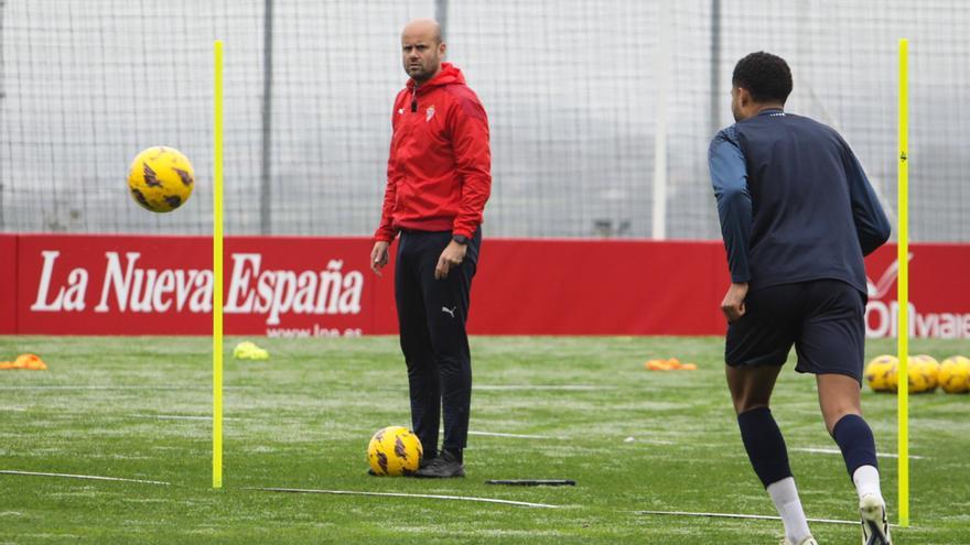 Ramírez, la teoría del &quot;pico de bajo rendimiento del Sporting&quot; y El Molinón: &quot;Si somos agresivos...&quot;