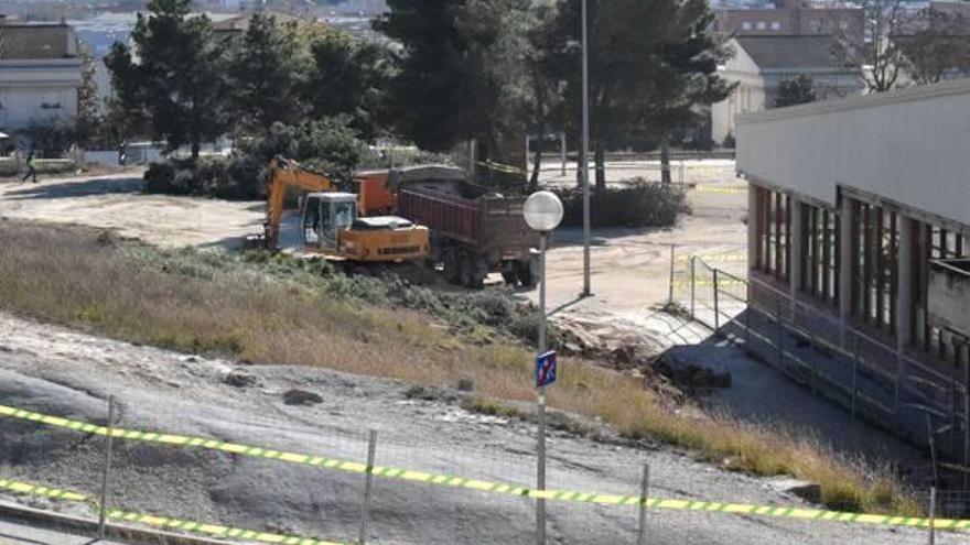 Inici de les obres del nou aparcament de les Comes