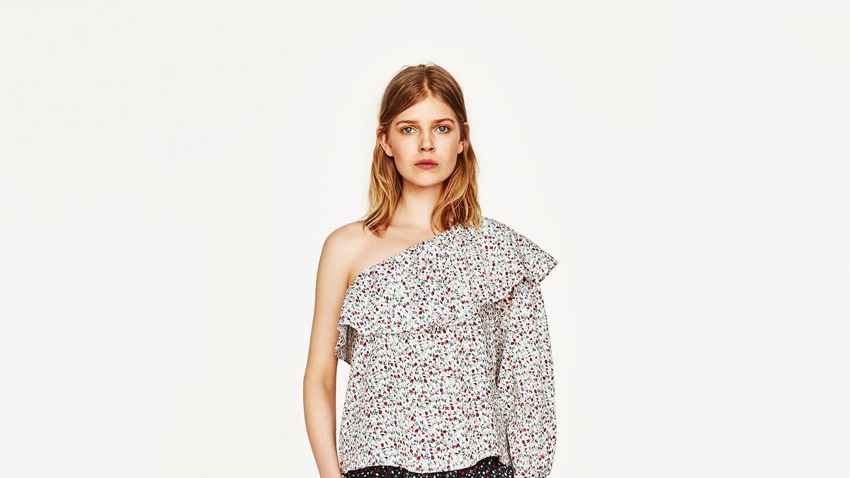 Blusa flores de Zara