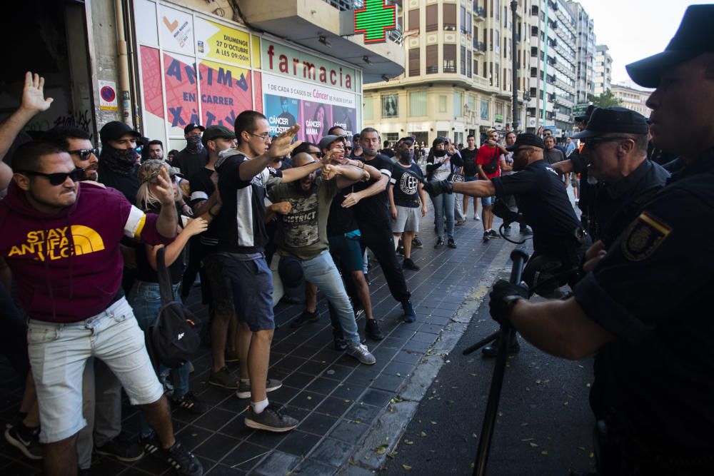 Manifestación 9 d'Octubre Valencia: tensión y altercados