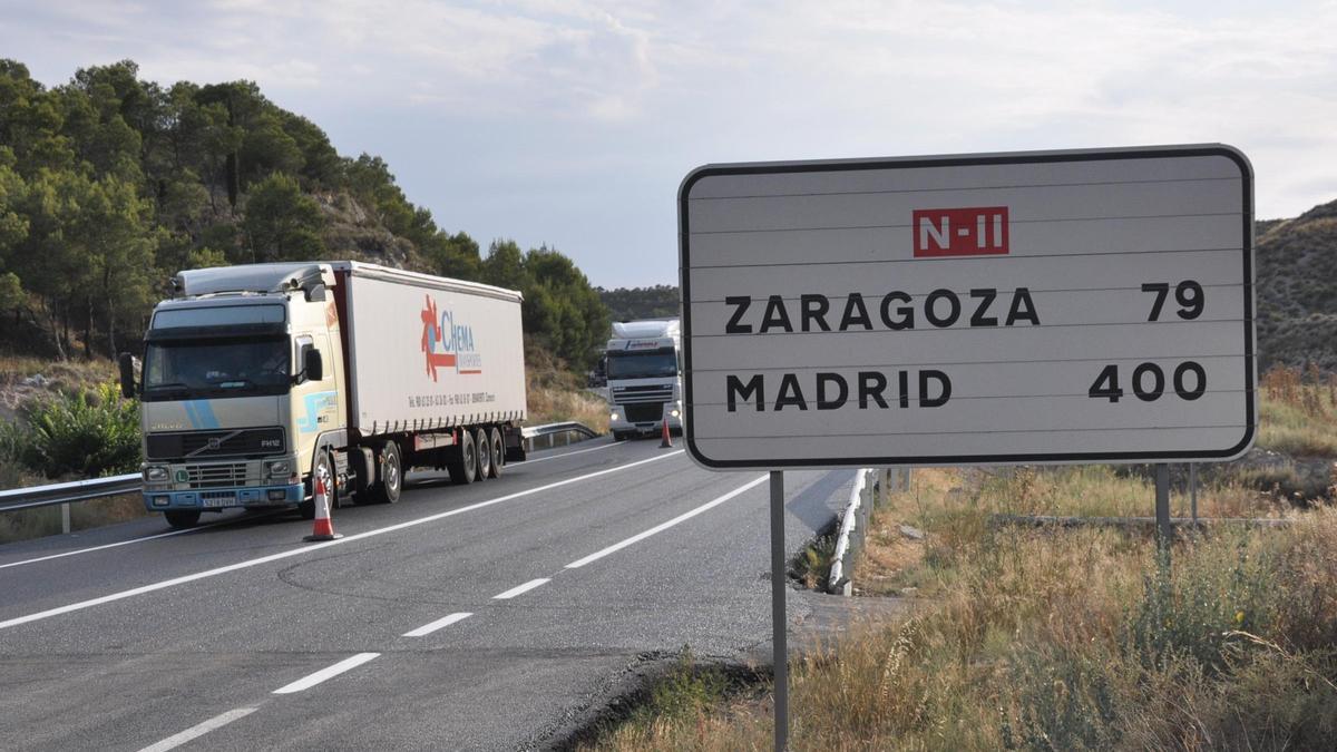 Imagen de archivo de una carretera de la provincia de Zaragoza.