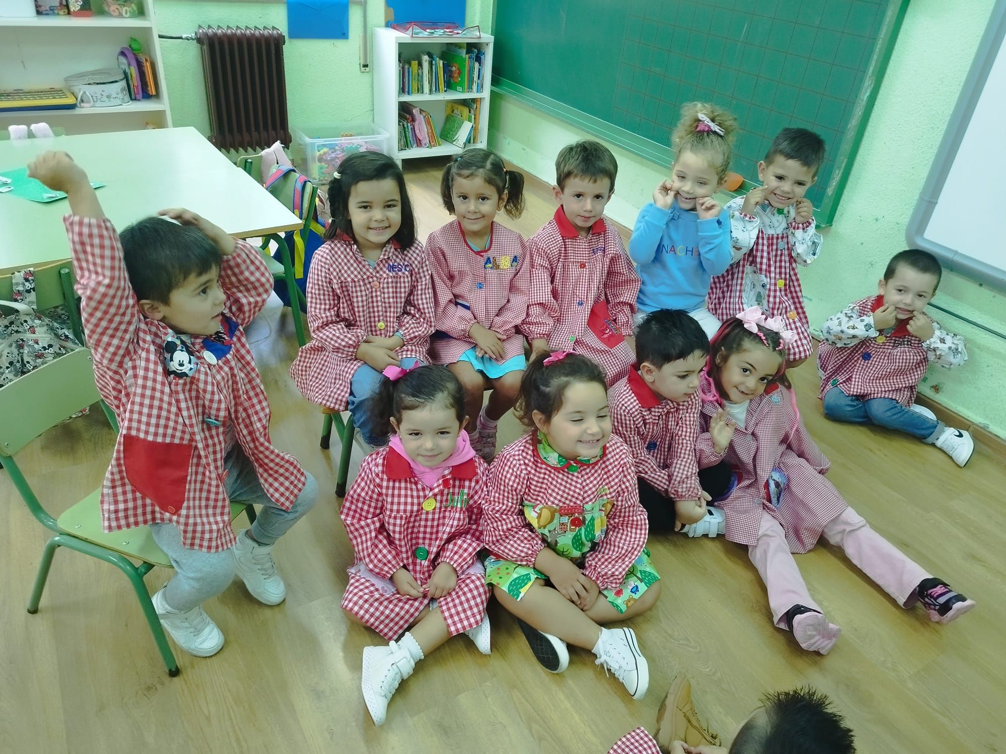 Alumnos del Colegio &#039;El Bosquín&#039; en El Entrego