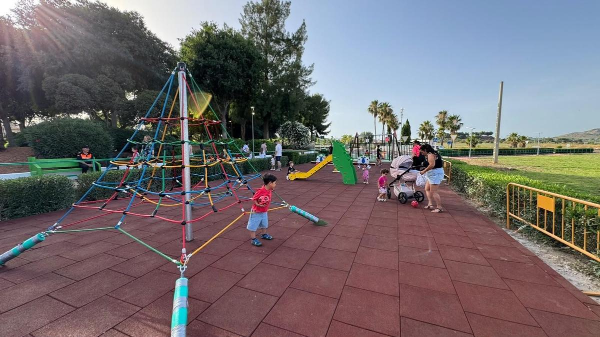 Loriguilla inaugura el nuevo Parque SUR con gran asistencia.