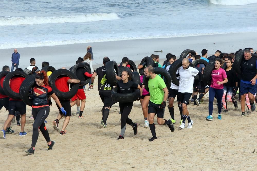 Alberto Dos Reis, del equipo Vengadores, el más rápido en completar el exigente desafío de obstáculos al que se enfrentaron cerca de dos mil personas.