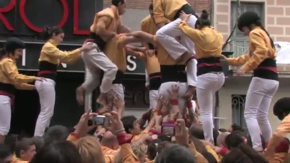 El tres de set descarregat per Castellers de Badalona, a la seva ciutat el novembre passat.