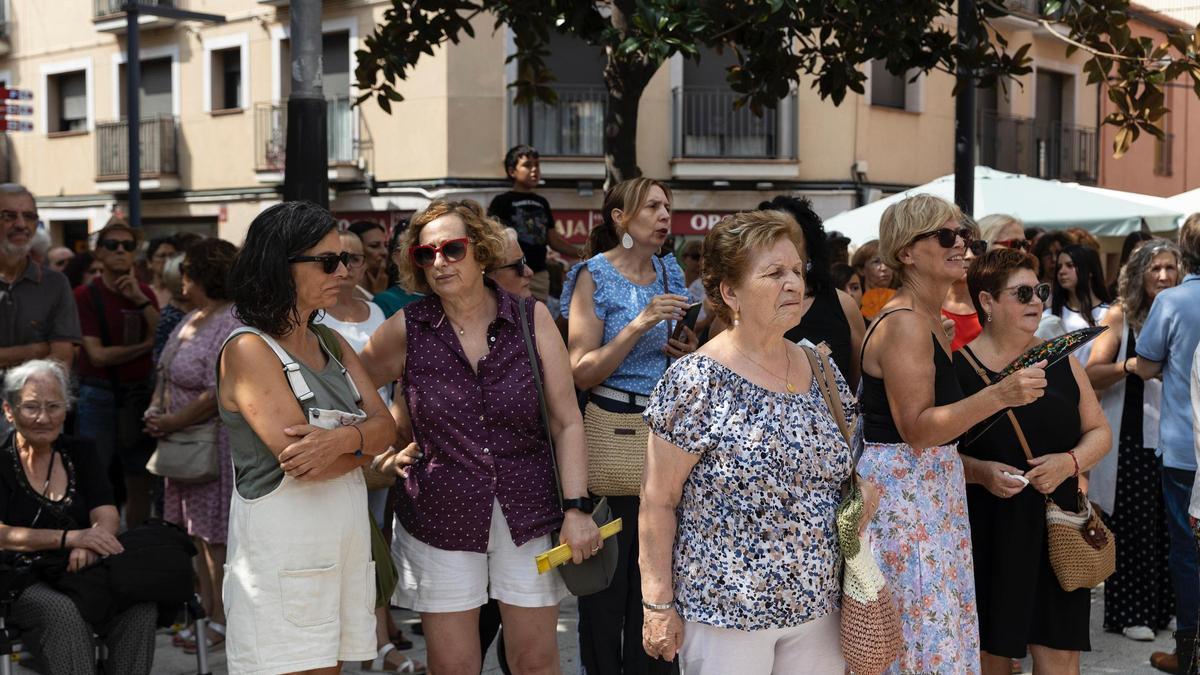 Minuto de silencio por el doble crimen machista de Rubí y Castellbisbal.