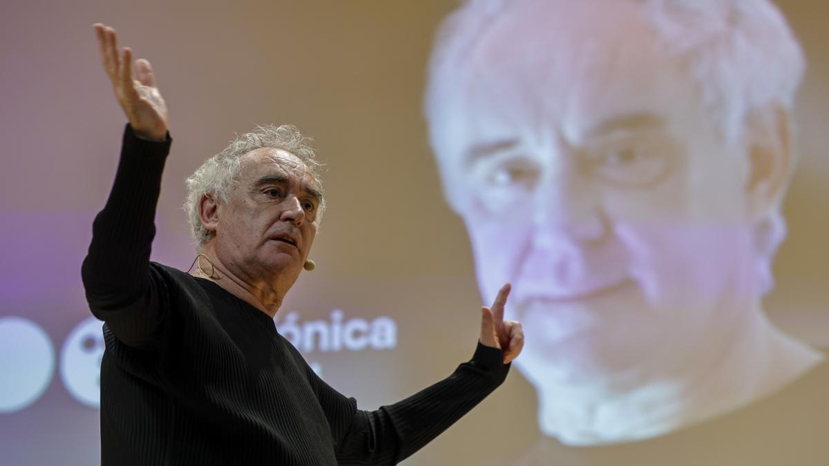 Ferran Adrià, en una conferencia reciente.