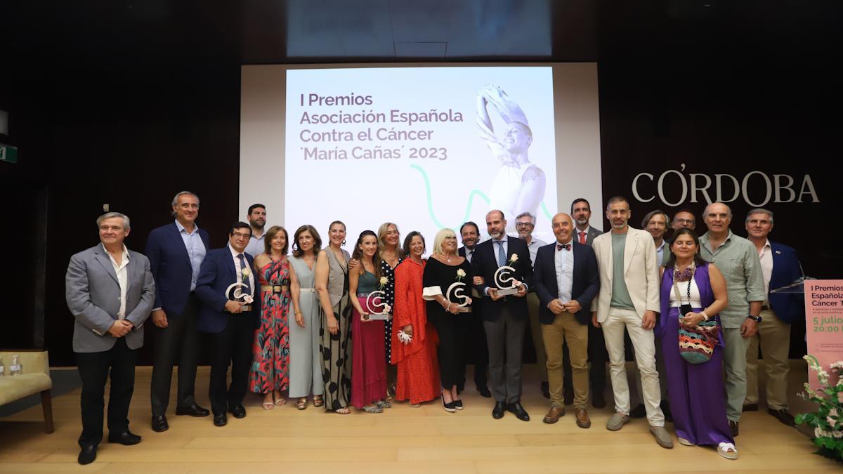 Primera edición de los Premios de la AECC María Cañas.