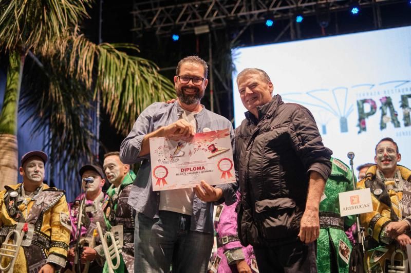 Entrega del Premio Criticón de Honor a Toño Ramírez, en medio de las actuaciones de Carnaval.  | 28/02/2020 | Fotógrafo: Andrés Gutiérrez Taberne