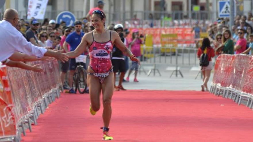 El Triatlón de Fuente Álamo alcanza su tercera década convertido en internacional