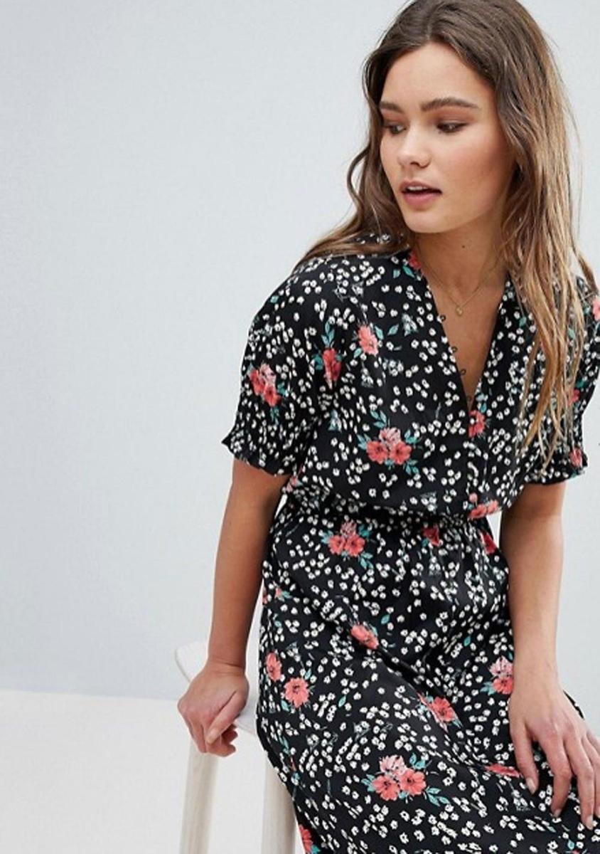 Vestido Floral de Asos (Precio: 33,99 euros)