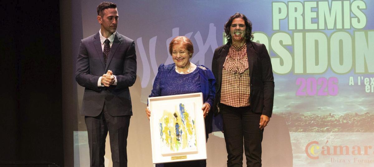 Los hermanos Jordi y David Jiménez, con el premio a Angel’s Shop.