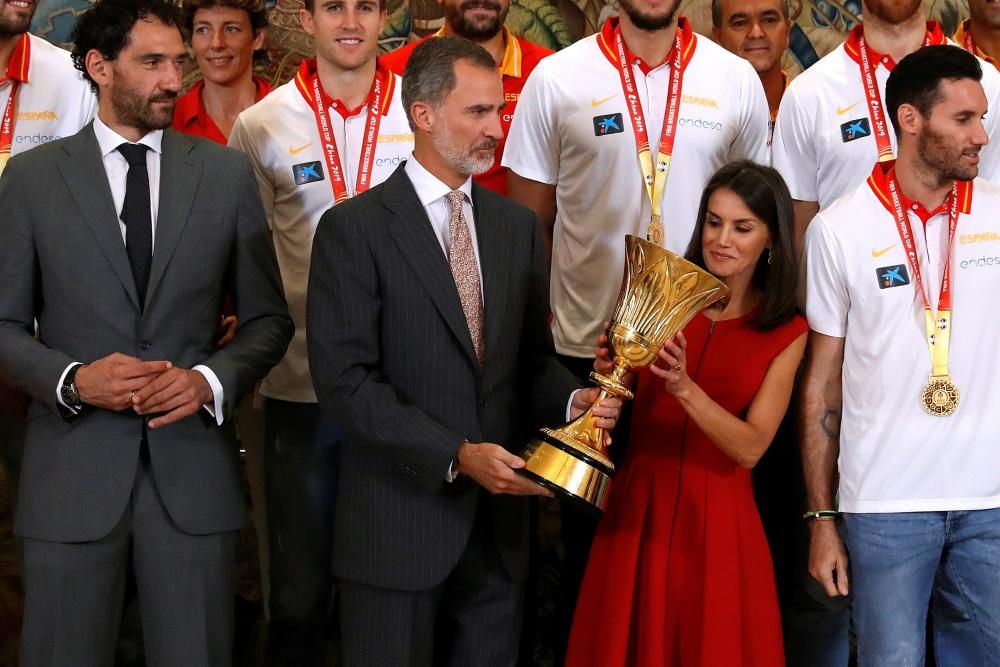 Los Reyes reciben a la selección de Baloncesto.