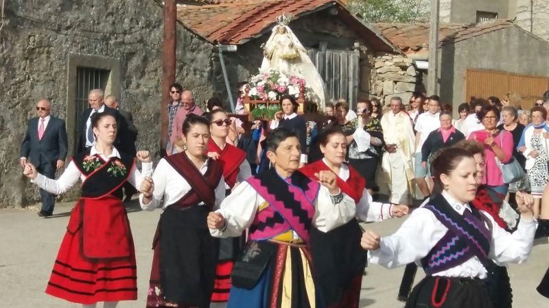 Torregamones con la Virgen del Templo