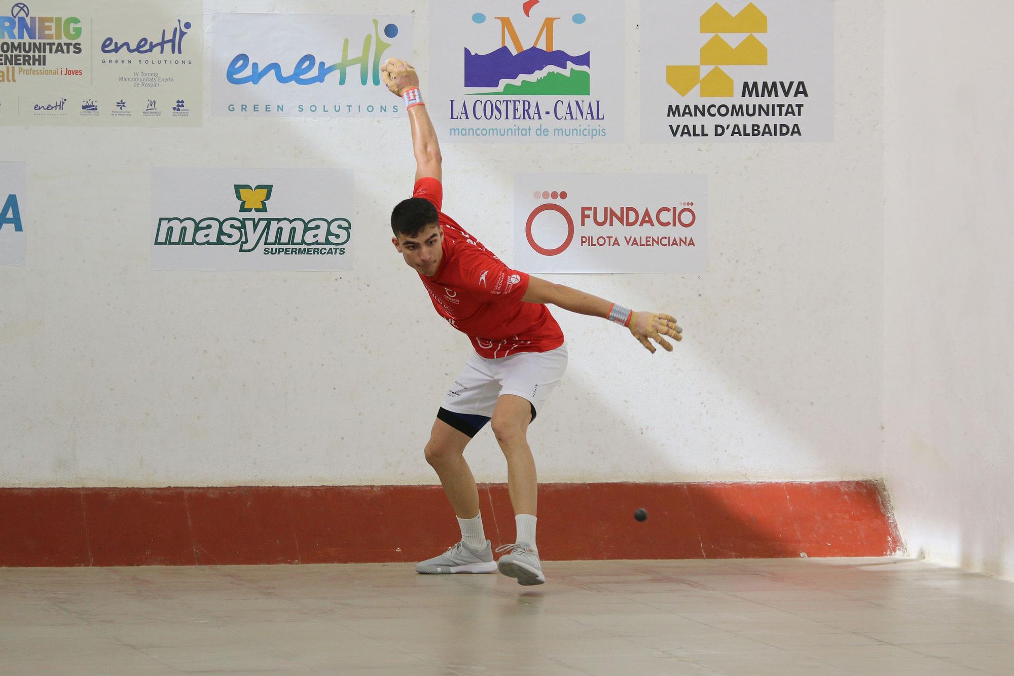 Vercher (foto), Canari i Néstor va superar 30-15 al representatiu de la Safor amb Vicent, Brisca i José.