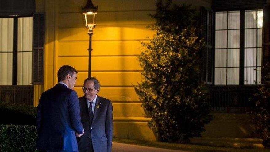 Un presidente del Gobierno visita el Palacio de la Generalitat trece años después