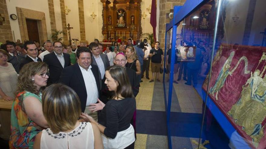 Diputación inaugura la exposición de piezas religiosas de Benassal