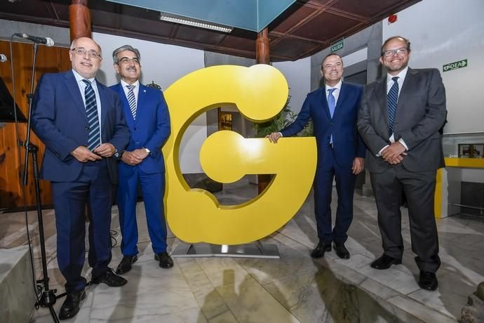 23-10-19 LAS PALMAS DE GRAN CANARIA. CASASA CONSISTORIALES. LAS PALMAS DE GRAN CANARIA. Exposición 40 años de Guaguas Municipales. Fotos: Juan Castro.  | 23/10/2019 | Fotógrafo: Juan Carlos Castro