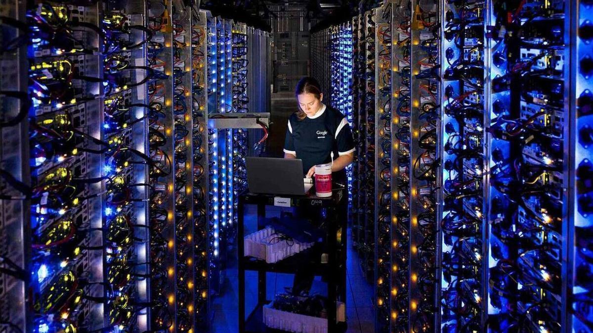 INTELIGENCIA ARTIFICIAL | El centro de datos de IA de Zamora incumpliría en porcentaje de renovables el nuevo Real Decreto estatal, que la Junta rechaza