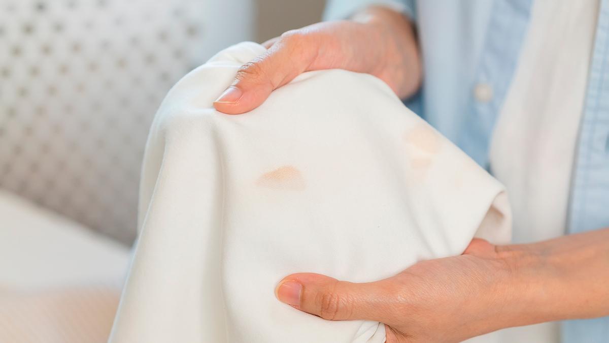 Limpieza: El truco para eliminar las manchas de aceite de la ropa