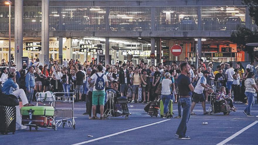 El 75% del transporte aéreo es internacional en Balears, más contaminante por largo recorrido.