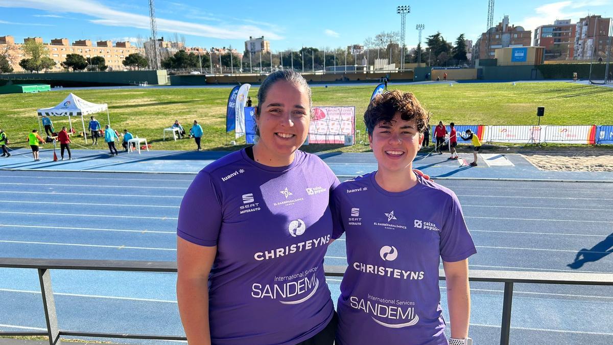 La entrenadora Ainhoa Martínez y la atleta Cintia Frasquet en Madrid