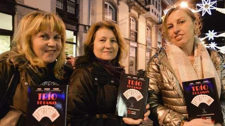 Carmen Nuevo, Rosa Cordero y Virginia Gil, las autoras de &quot;Trío de damas&quot;.