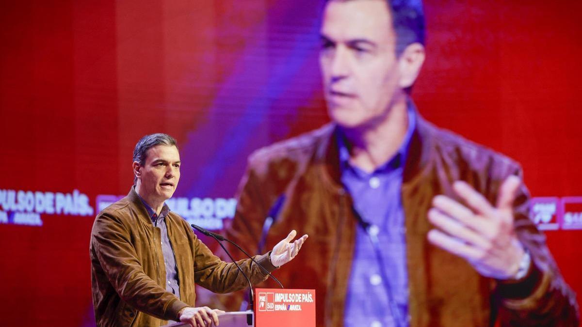 Discurso de Pedro Sánchez en la convención del PSOE en A Coruña, con un momento de incertidumbre por un incidente médico