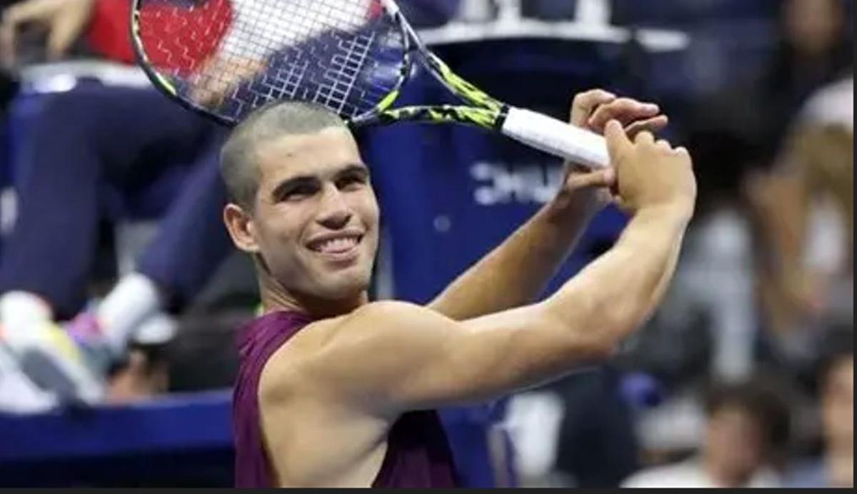 Carlos Alcaraz apareció rapado en el US Open 2025 por un error de su hermano