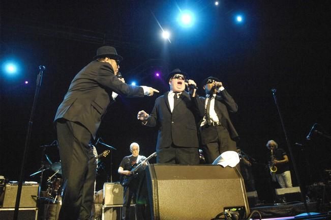 CONCIERTO DE THE ORIGINALS BLUES BROTHERS