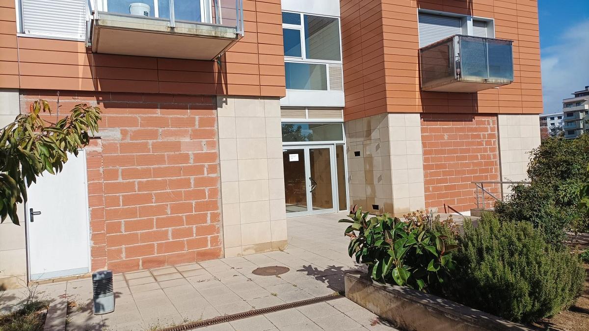 Local del carrer Alexandre Deulofeu destinat al Dofí i TEA Alt Empordà.