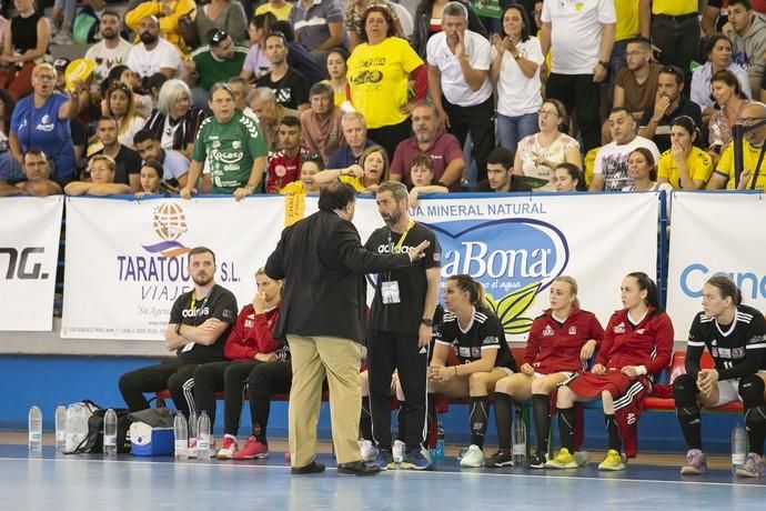 12.05.19. Telde, Gran Canaria. Balonmano femenino temporada 2018-19. Rocasa Gran Canaria-Pogon Szczcin. Final EHF Challenge Cup. Pabellón Rita Hernández . Foto Quique Curbelo  | 12/05/2019 | Fotógrafo: Quique Curbelo