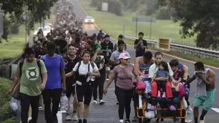 Los migrantes contribuyen al crecimiento económico "sobre todo si están plenamente integrados", según la OCDE