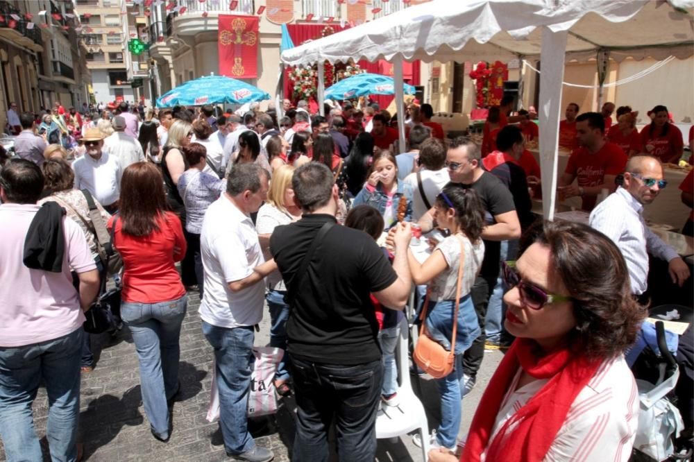 Gran ambiente en al Fiesta de las Cruces de Mayo en Cartagena