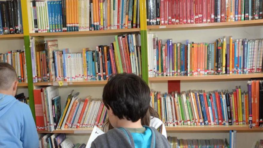 Biblioteca escolar del colegio Santo Tomé de Cambados.