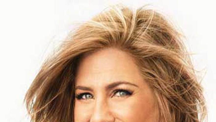 Jennifer Aniston, 47 años para caer de espaldas.