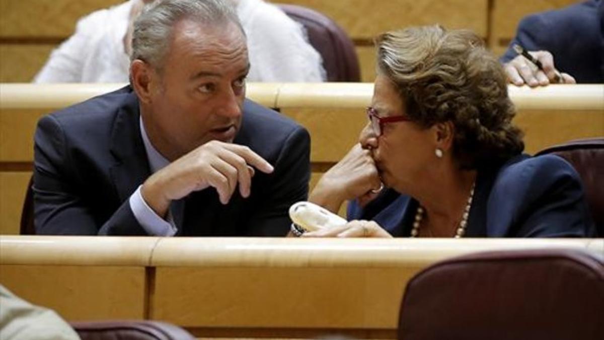 Alberto Fabra y Rita Barberá, este martes, 1 de septiembre, en su primer pleno en el Senado.