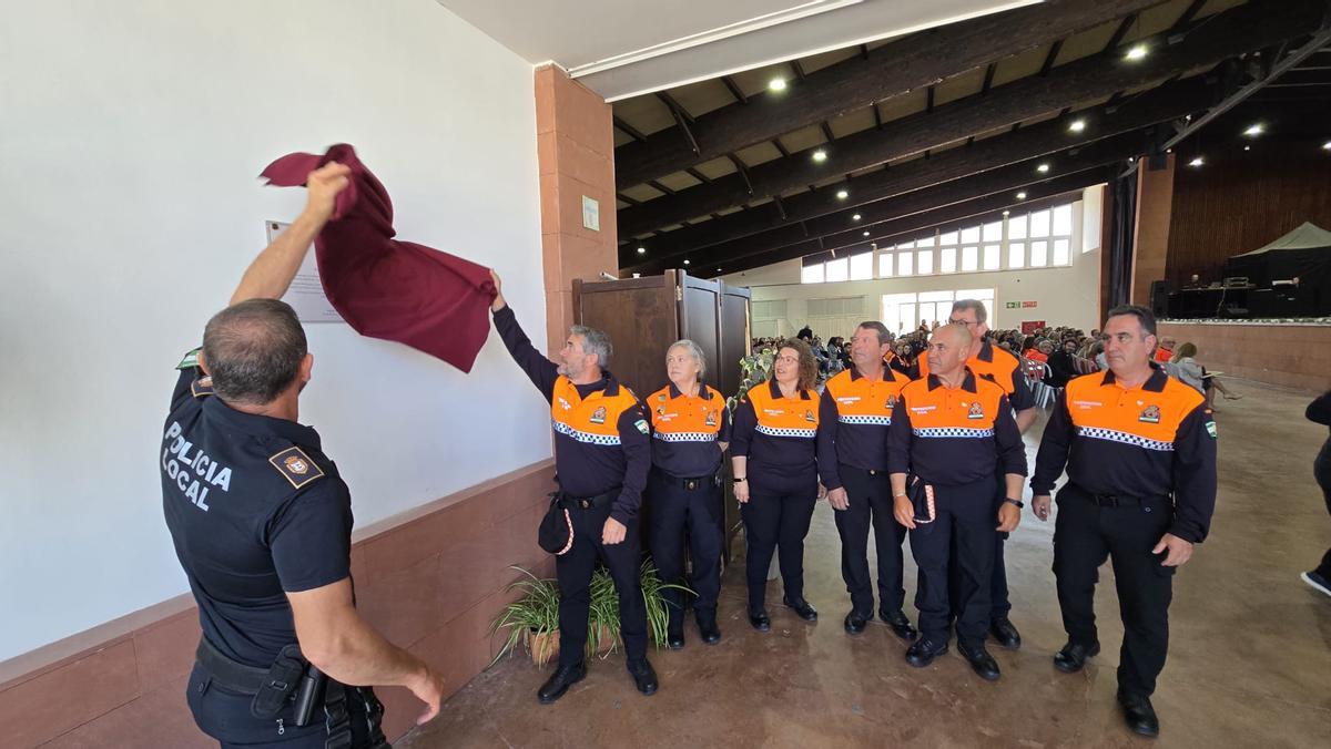 Adamuz homenajea a los héroes de la tragedia