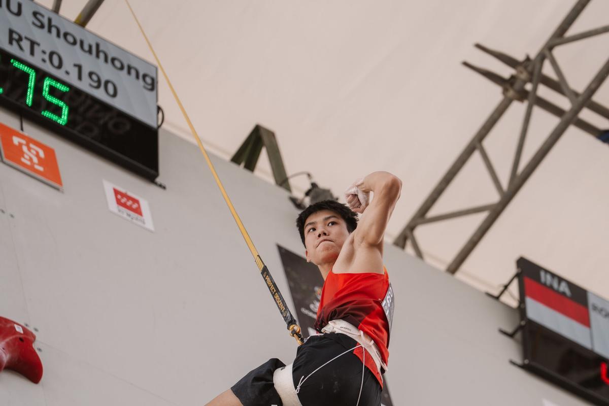 Shouhong Chu, ganador del oro masculino de velocidad de la World Climbing Series Comunidad de Madrid 2026
