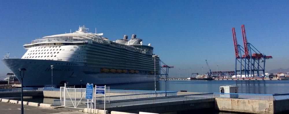 Passegem per l'interior del Harmony of the Seas, el creuer més gran del món, que aquest estiu tindrà base a Barcelona